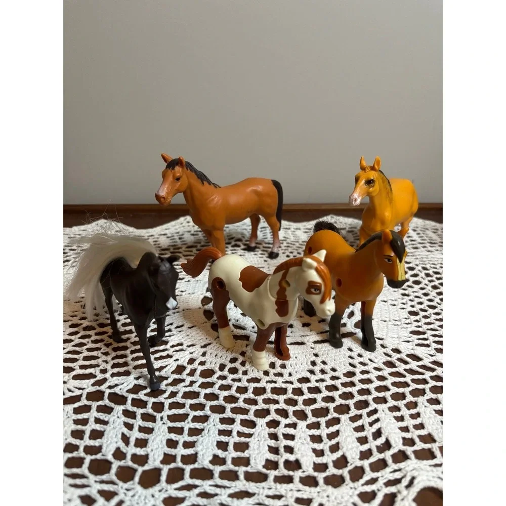 Mix of‎ small horses lot of 5